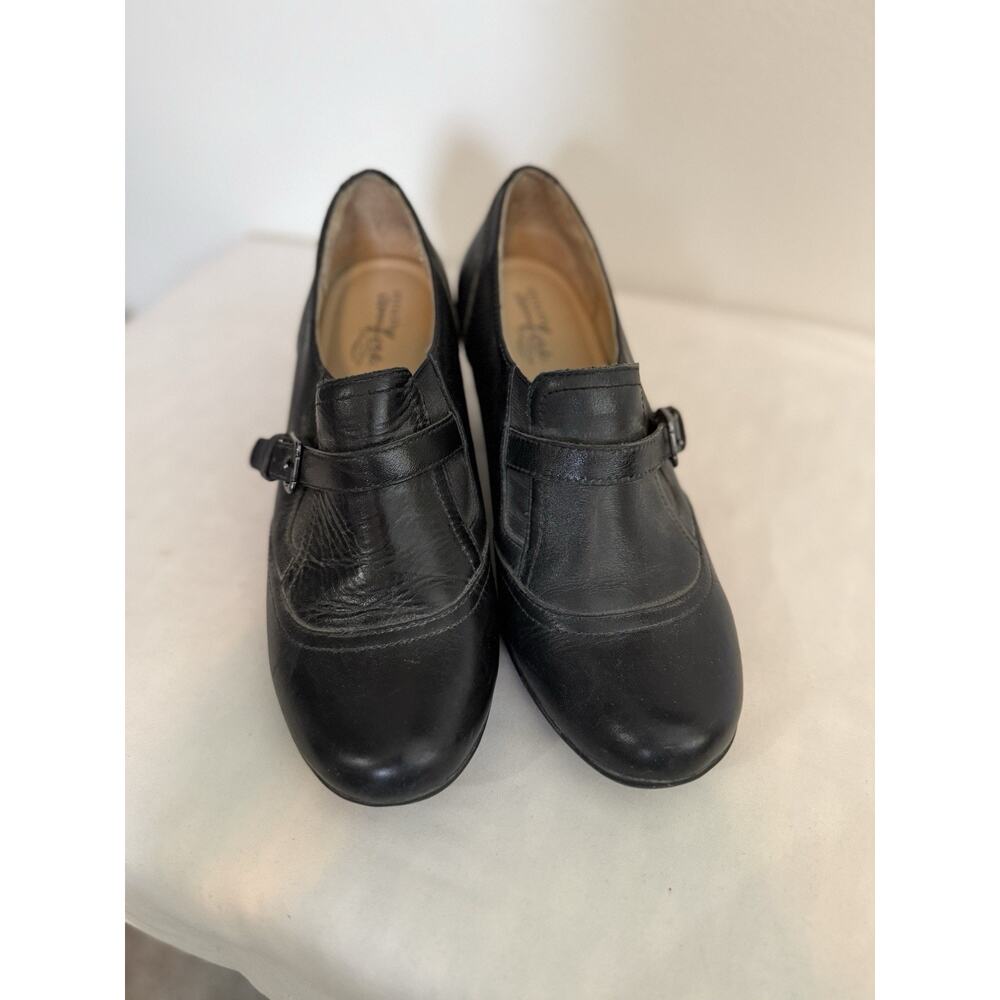 Simply Comfort Women's 8M Black Pumps. "Witchy Shoes"
